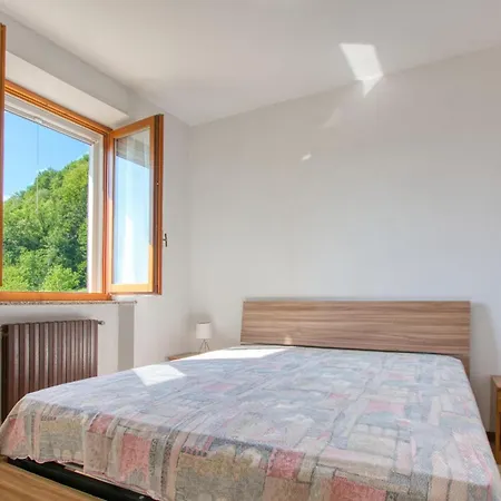Ferienhaus 2 Bedroom Cozy In San Colombano Certenol *