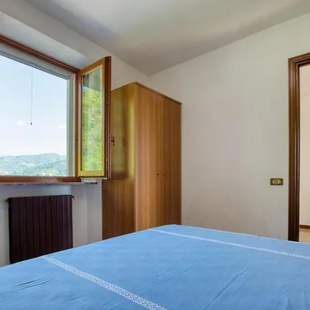 Ferienhaus 2 Bedroom Cozy In San Colombano Certenol San Colombano Certenoli